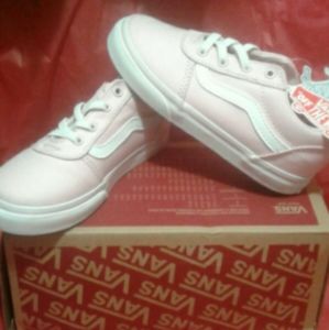 VANS WARD SLIP ONS PINK AND WHITE